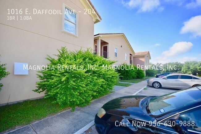 1016 E Daffodil Ave, Unit 204 in McAllen, TX - Foto de edificio - Building Photo