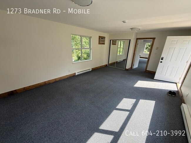 1273 Bradner Rd in Abbotsford, BC - Building Photo - Building Photo