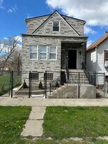 6924 S Aberdeen St in Chicago, IL - Building Photo