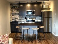 107 S Victoria Ave, Unit 4D photo'