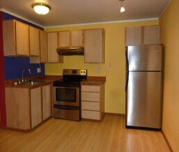 29 Etruria St in Seattle, WA - Building Photo - Building Photo