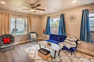 9590 2nd Ave in Elk Grove, CA - Building Photo - Building Photo