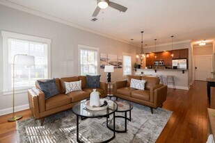 455 Montgomery St in Savannah, GA - Building Photo