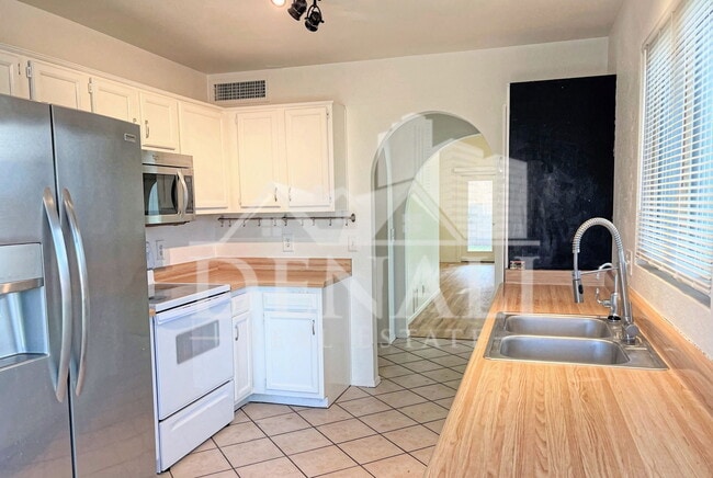 5093 W Whitten St in Chandler, AZ - Building Photo - Building Photo