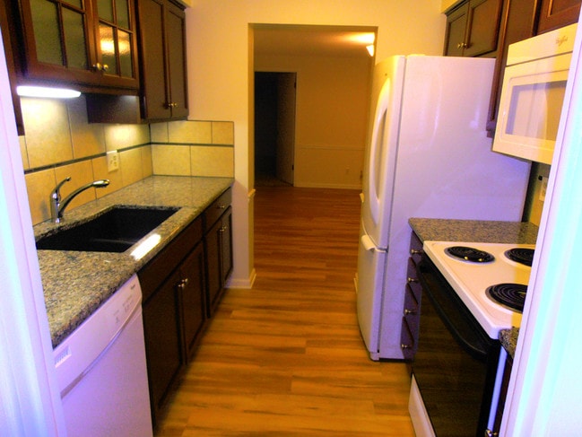 1616 South Main Street 55+
