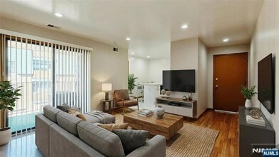 700 Schuyler Ave in Kearny, NJ - Building Photo - Building Photo