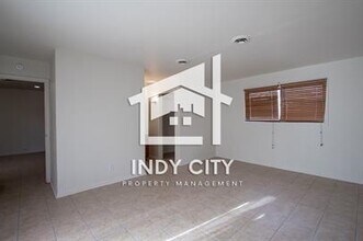 3049 Roseway Dr in Indianapolis, IN - Building Photo - Building Photo