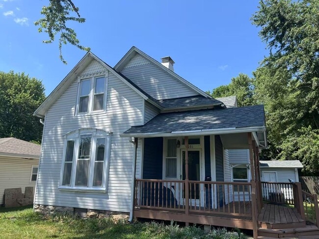 property at 231 E Harrison St