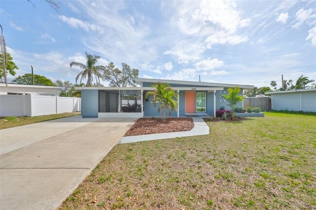 6318 21st Ave N in St. Petersburg, FL - Building Photo - Building Photo