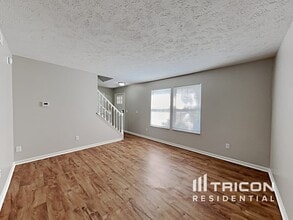 1212 Green River Ct in Indianapolis, IN - Building Photo - Building Photo