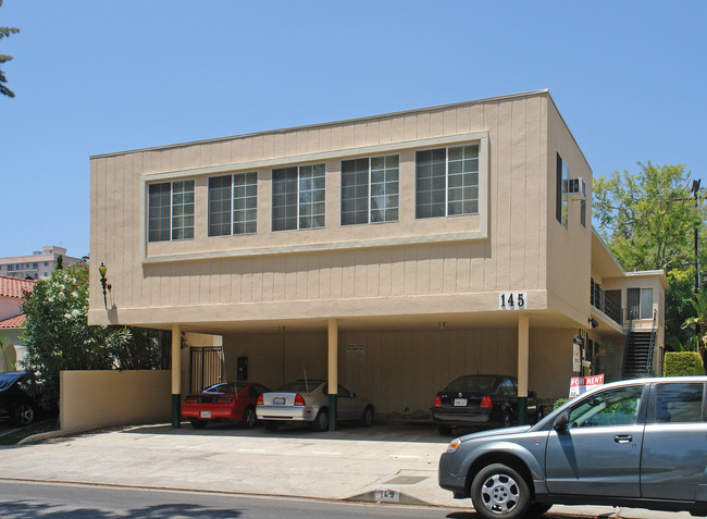 145 N Lapeer Dr in Los Angeles, CA - Building Photo - Building Photo