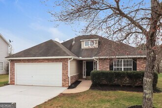 7030 Duncan Walk in Mcdonough, GA - Building Photo - Building Photo