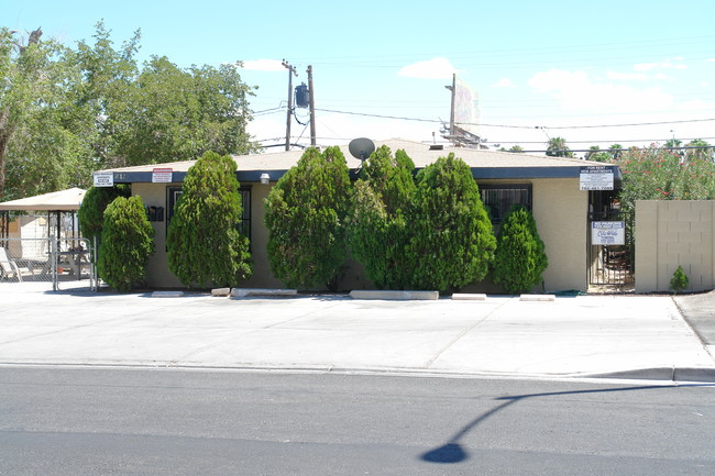 1812 Lewis Ave in Las Vegas, NV - Building Photo - Building Photo