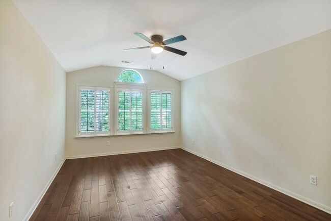 property at 76 S Piper Trace