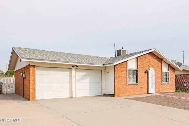 10724 Onyxstone St in El Paso, TX - Building Photo - Building Photo