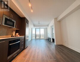 2545 Simcoe St N in Oshawa, ON - Building Photo