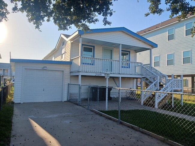 property at 2109 Victory St