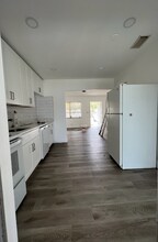 1404 SE 3rd Terrace in Deerfield Beach, FL - Building Photo - Building Photo