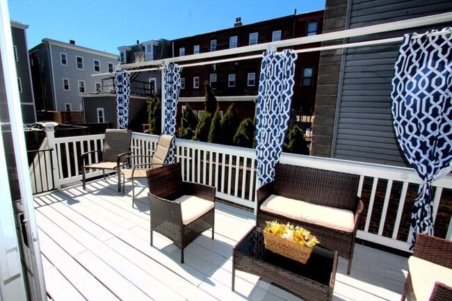 property at 189 W Sixth St
