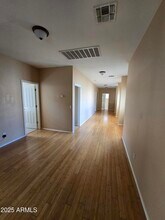 16036 W Custer Ln in Surprise, AZ - Foto de edificio - Building Photo