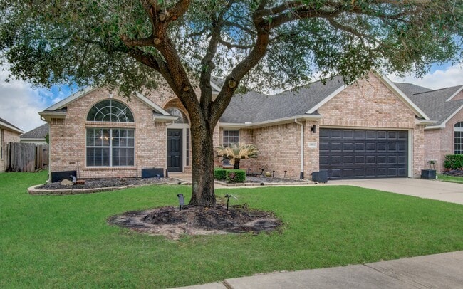property at 15011 Redding Crest Ln