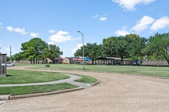 10842 Ryan Trails Dr in Houston, TX - Building Photo - Building Photo