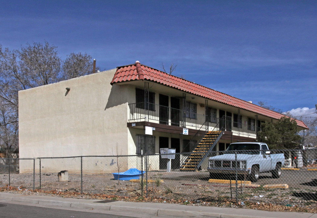 9100 Southern Ave SE in Albuquerque, NM - Building Photo