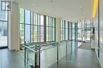 170-1170 Fort York Blvd in Toronto, ON - Building Photo - Building Photo