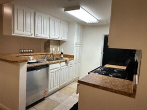 12955 South Blvd in Houston, TX - Building Photo - Building Photo