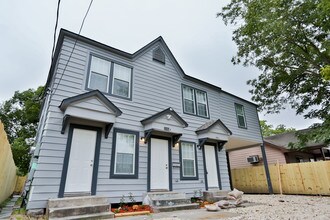 3203 Elgin St, Unit A in Houston, TX - Building Photo - Building Photo