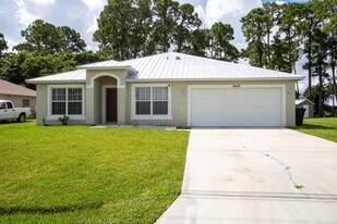 1442 SW Medina Ave in Port St. Lucie, FL - Building Photo