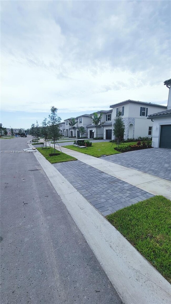 12010 NW 47th Manor in Coral Springs, FL - Building Photo - Building Photo