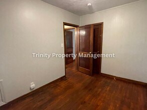 132 Winding Way in Clarksburg, WV - Building Photo - Building Photo