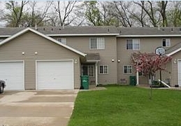 Terraceview Townhomes in Litchfield, MN - Building Photo