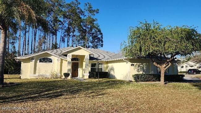 property at 31 Eastmoor Ln