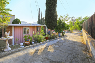 10265 Tujunga Canyon Blvd in Tujunga, CA - Building Photo - Other