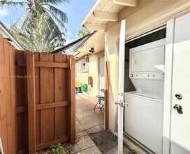 825 S 20th Ave, Unit b in Hollywood, FL - Building Photo - Building Photo