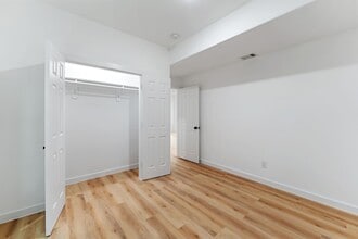 9320 Firnat St in Houston, TX - Building Photo - Building Photo