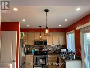 6 Mystical Rd in Brampton, ON - Building Photo - Building Photo