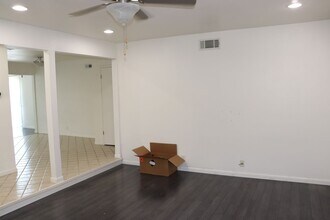 3265 Tully Rd in San Jose, CA - Building Photo - Building Photo