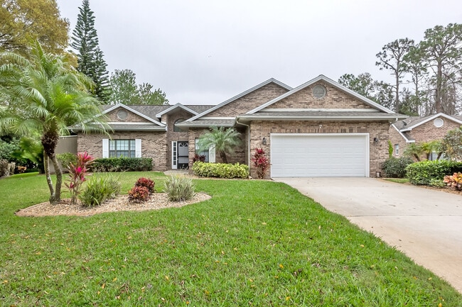 property at 7 Crossings Trail