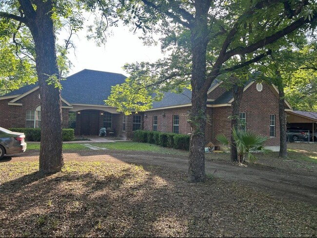 property at 116 Guyler Ln