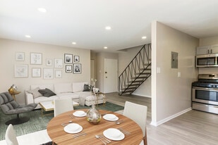 The Heights in District Heights, MD - Building Photo