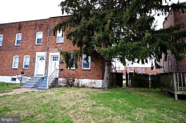 2952 Sollers Point Rd in Dundalk, MD - Foto de edificio - Building Photo