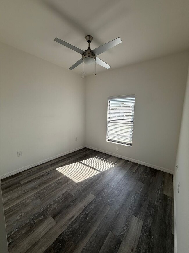 4028 SW 7th Pl in Cape Coral, FL - Building Photo - Building Photo