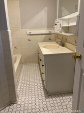 235 Deacon St in Bridgeport, CT - Building Photo - Building Photo