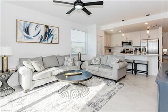 43993 Boardwalk Loop, Unit 1928 in Punta Gorda, FL - Foto de edificio - Building Photo
