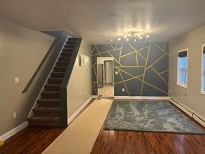 38 S Gates Ave in Kingston, PA - Building Photo - Building Photo