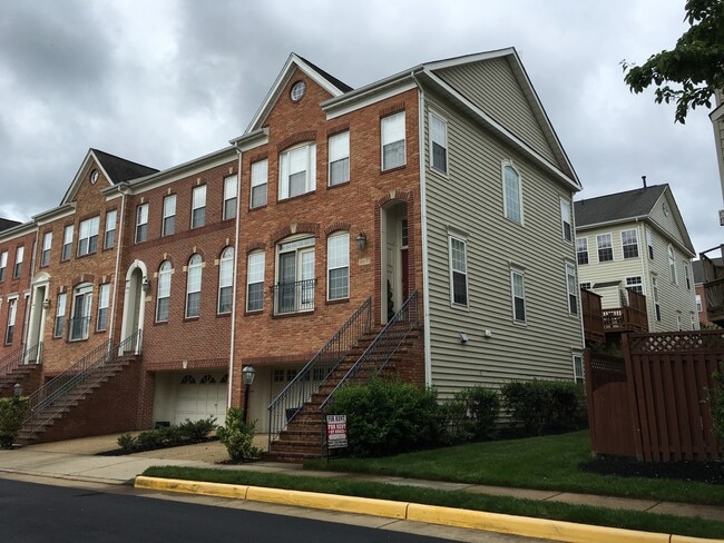 property at 2810 Claudia Ct