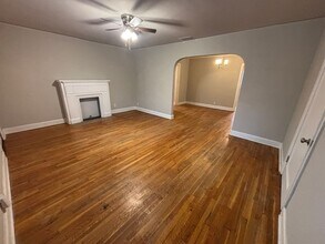 129 Boles St in Fayetteville, AR - Building Photo - Building Photo